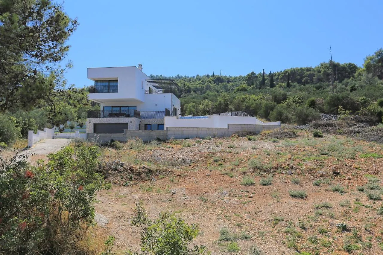 Apartment Arbanija 1125A Trogir