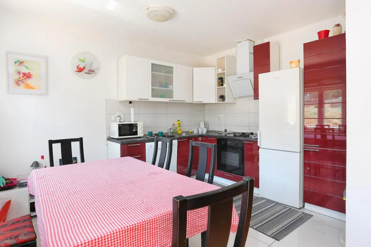 Apartment Arbanija 1125A Trogir